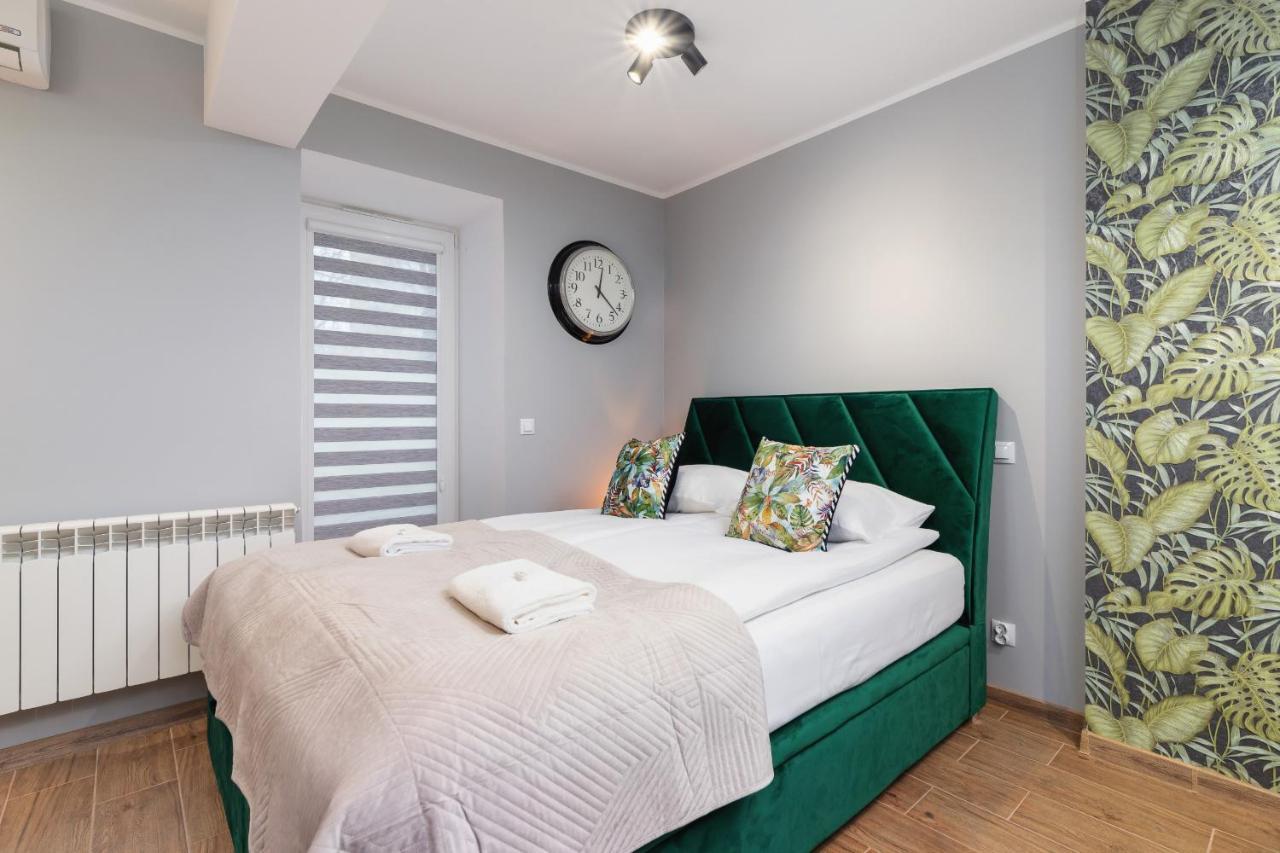 Underground Apartments Kielecka Rondo Mogilskie By Noclegi Renters Krakow Exterior photo