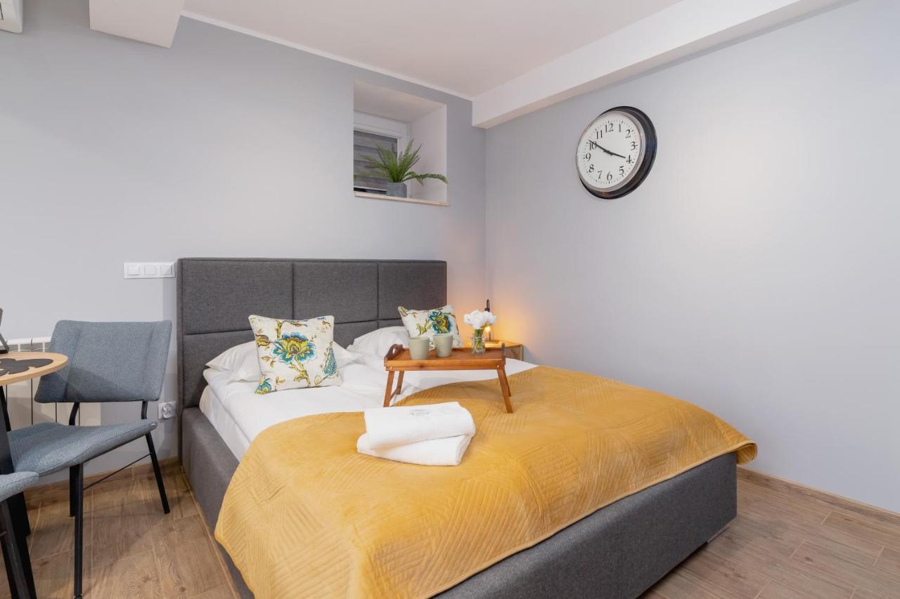 Underground Apartments Kielecka Rondo Mogilskie By Noclegi Renters Krakow Exterior photo