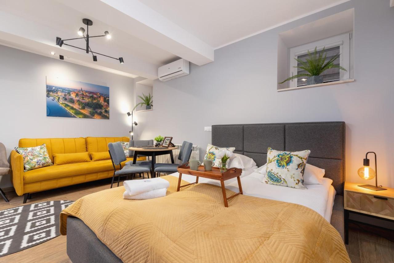 Underground Apartments Kielecka Rondo Mogilskie By Noclegi Renters Krakow Exterior photo