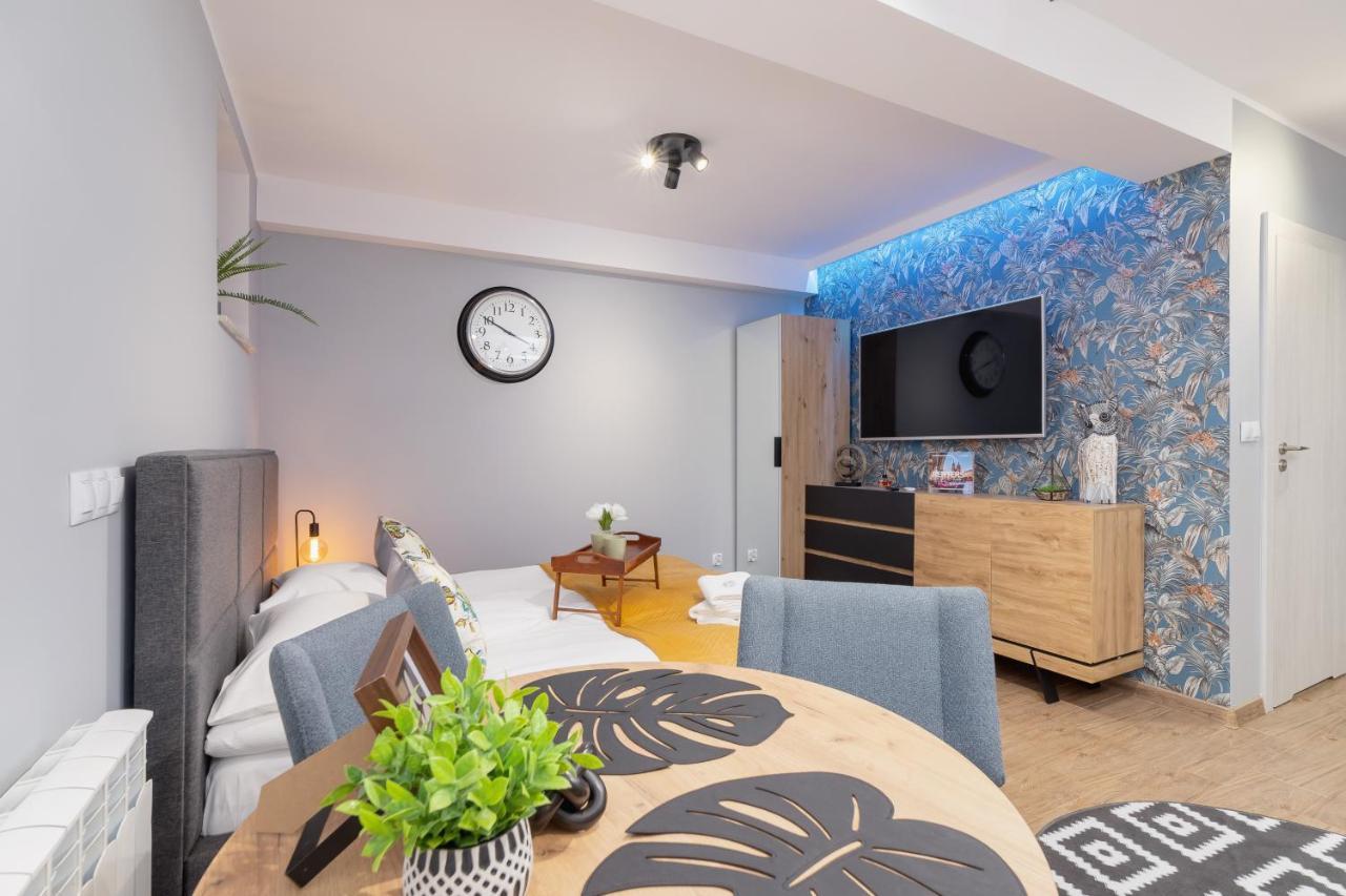 Underground Apartments Kielecka Rondo Mogilskie By Noclegi Renters Krakow Exterior photo