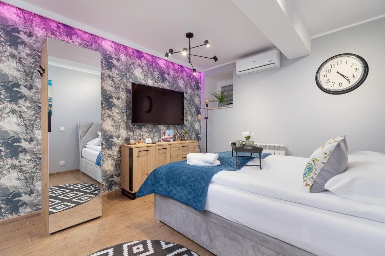 Underground Apartments Kielecka Rondo Mogilskie By Noclegi Renters Krakow Exterior photo